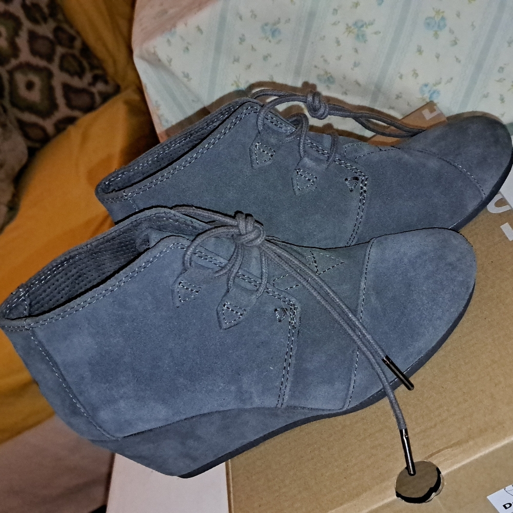 Tom's Desert Wedge